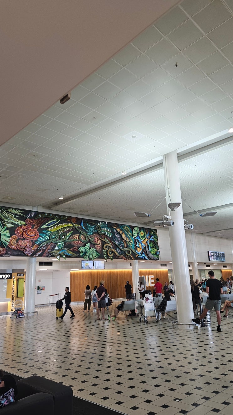 오랜 비행 끝에 드디어 브리즈번 공항 도착!