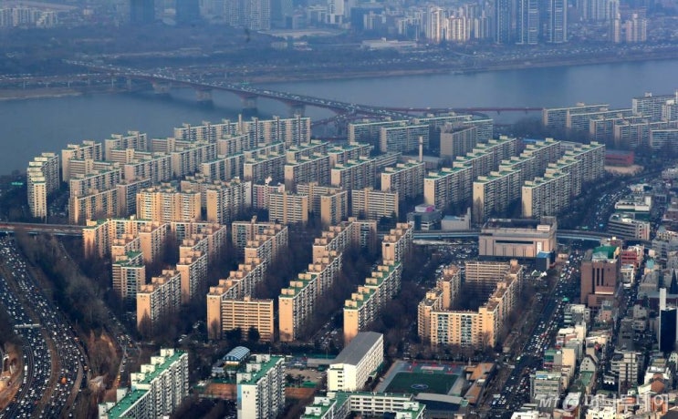 <b>압구정</b> <b>박수홍</b> 집 <b>70억</b>에서 85억으로 토허제도 문제없다