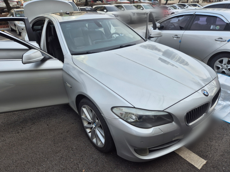  평택 출장세차 BMW5 출산 전 실내크리닝과 에바크리닝을 해야 하는 이유와 방법