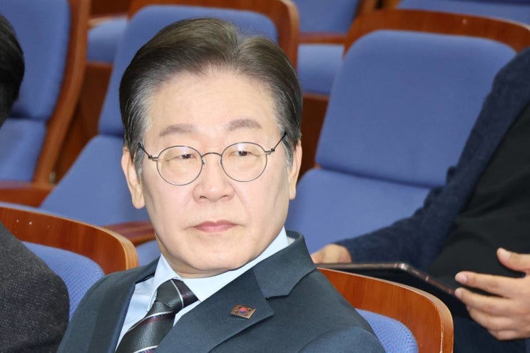 이재명 "국힘, 헌법 파괴 <b>윤석열</b> 옹호… <b>내란</b> 동조·<b>선동</b> 중단하라"