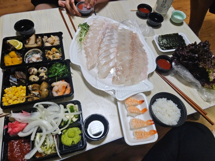  원주 금복수산횟집 / 1.2kg 대광어 + 스끼다시
