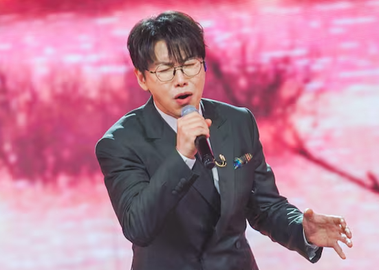  춘길 모세 과거 활동중단한 이유는? 트로트로 제2의 가수인생시작