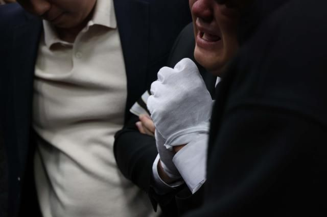 경찰, 하늘이 살해 혐의 40대 여교사 '신상 공개' 결정