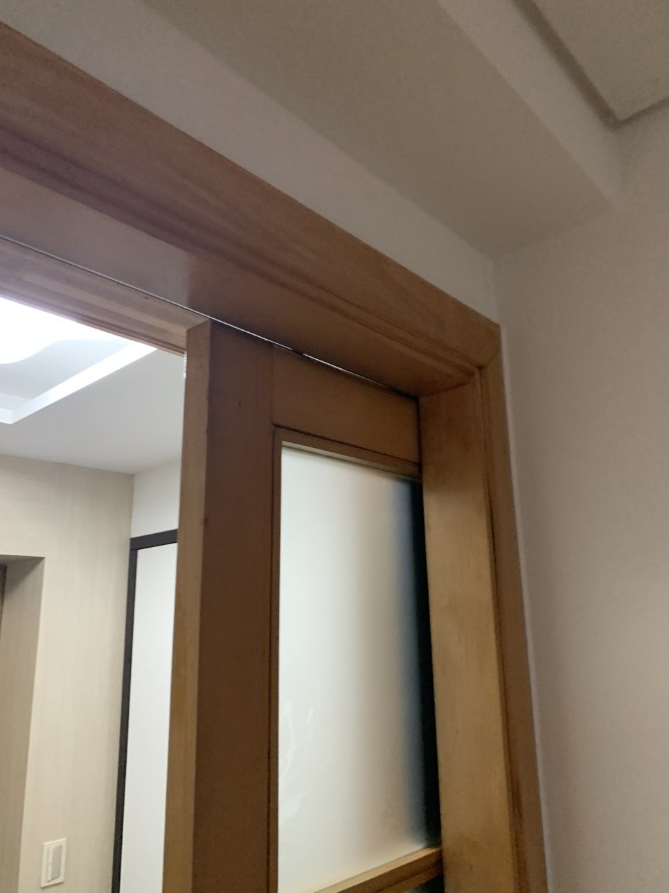 움직이지않는 포켓슬라이딩 행거도어 문제 해결
