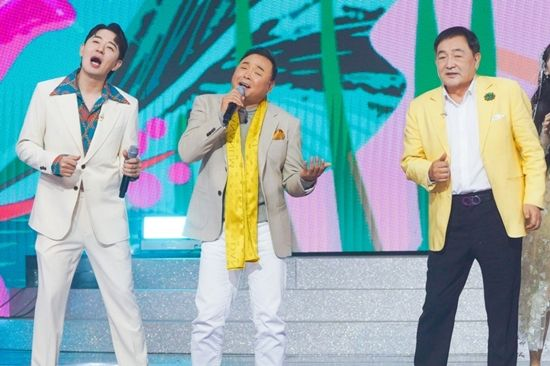 <b>이봉주</b> "아내 없이 못 다녀…갚으며 살 것" (<b>미스쓰리랑</b>)