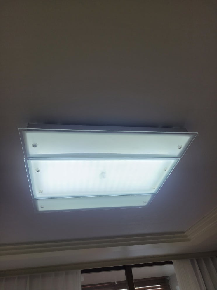  당산동반도보라빌아파트 LED 거실등 교체해 드렸어요 ㅡ 영등포구 LED거실등교체 바로출장집수리
