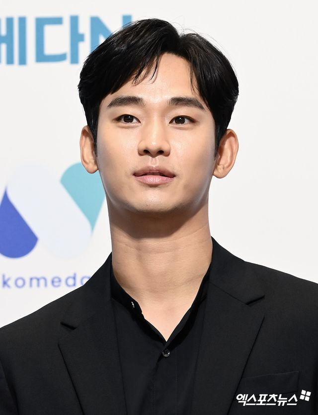김수현, 그 많은 광고도 빨간불?…"일정 모두 보류" 논란 후폭풍 [엑's 이슈]