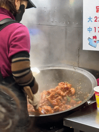  40분 대기 끝에 산 원조신포닭강정 집에서 먹어도 맛있을까?