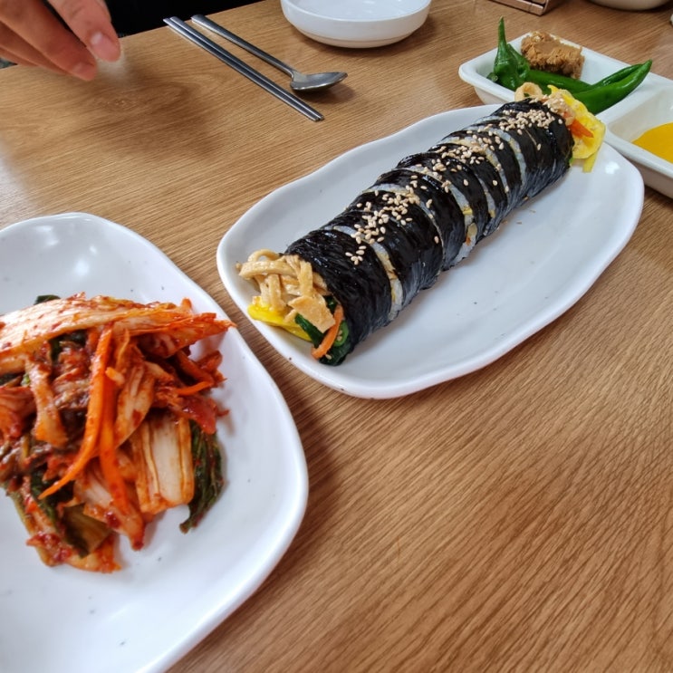  전주 삼천동 평화동 김밥 수제비 맛집 마루국수