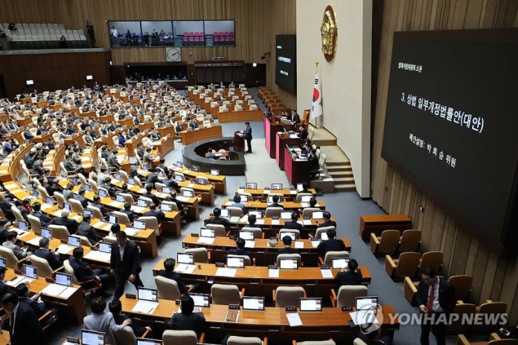<b>상법개정안 국회 통과</b>, 주주에 대한 이사의 충실의무