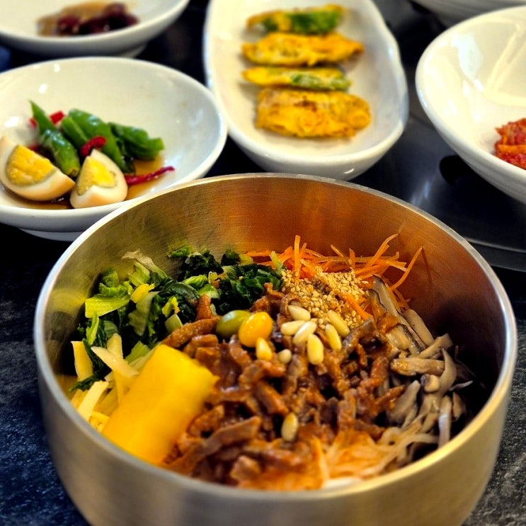  강남 논현동 한식 맛집 전주비빔밥 명인의 집 갑기회관