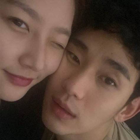 "<b>김수현</b>과 故 김새론, 유가족의 추가 폭로와 <b>연애 편지</b> 공개... 