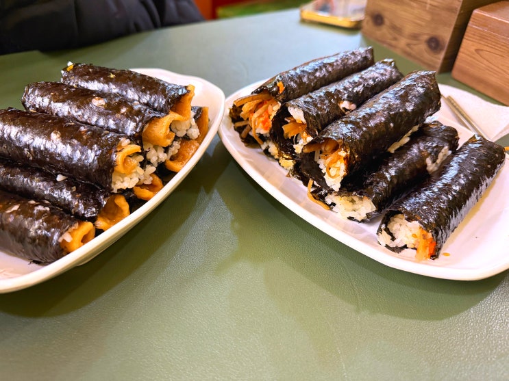 한국 가면 꼭 찾아가는 이태원 땡초김밥 옛날 국시