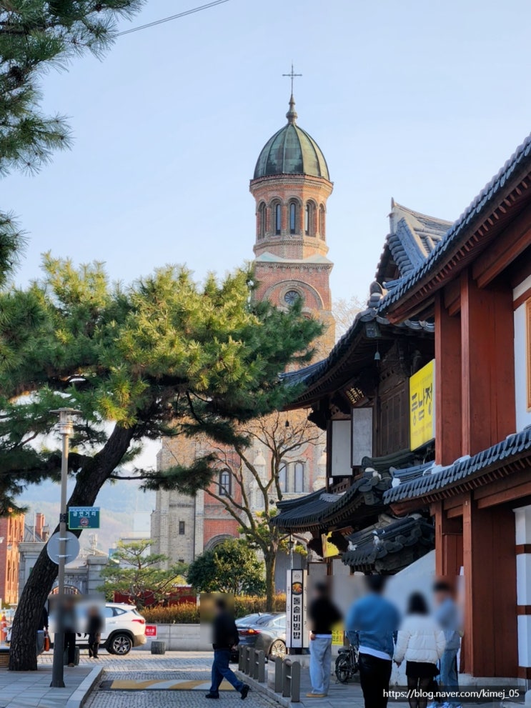  전주 한옥마을 당일치기 여행 필수 코스 경기전 어진박물관 전동성당