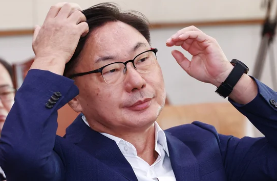 <b>이재명</b> 후원금까지 이화영, 혐의 목록 쌍방울,후원금,위증... 