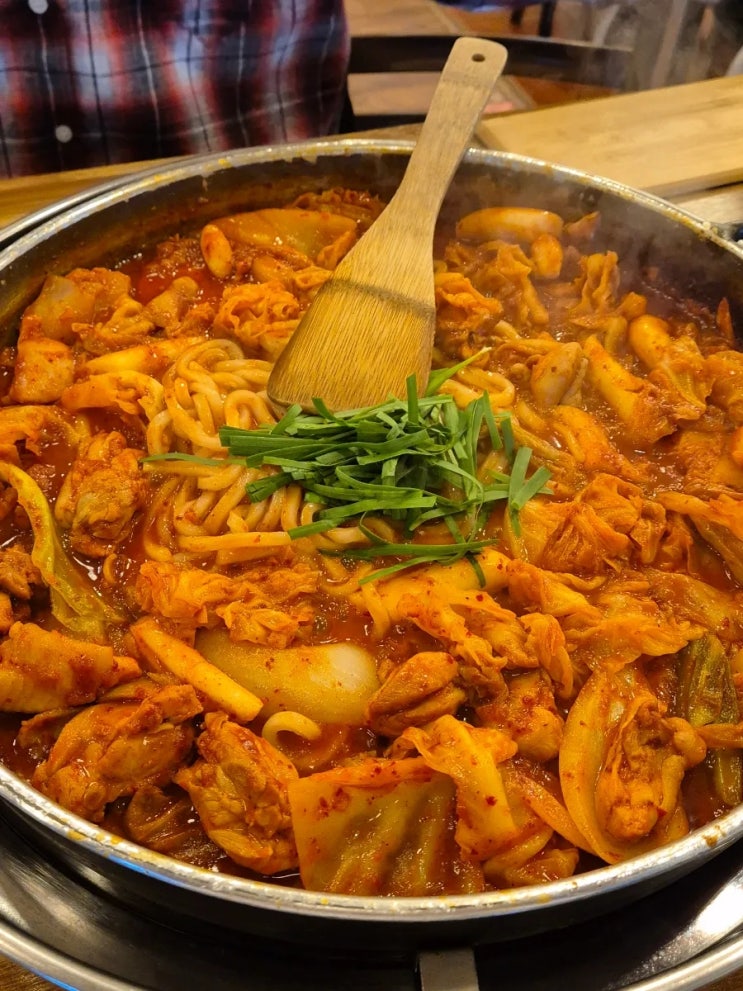  닭갈비 불호가 극호로 바뀐 의정부 춘천골닭갈비 본점 내돈내산 후기