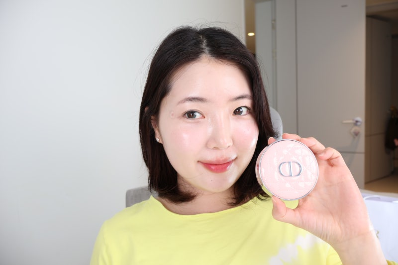 NEW 디올 하이드라 글로우 메쉬 쿠션 리뷰 / 디올 포에버 스킨 글로우 쿠션 비교 , 건성쿠션 추....