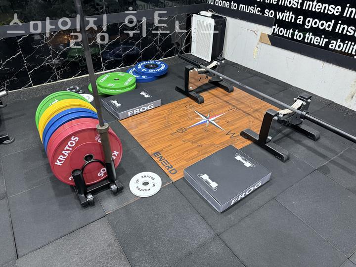 스마일짐 휘트니스 사진 1