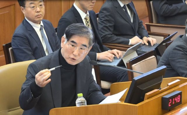  '구속취소·보석' 기각 김용현, 재판부에 구속취소 재청구