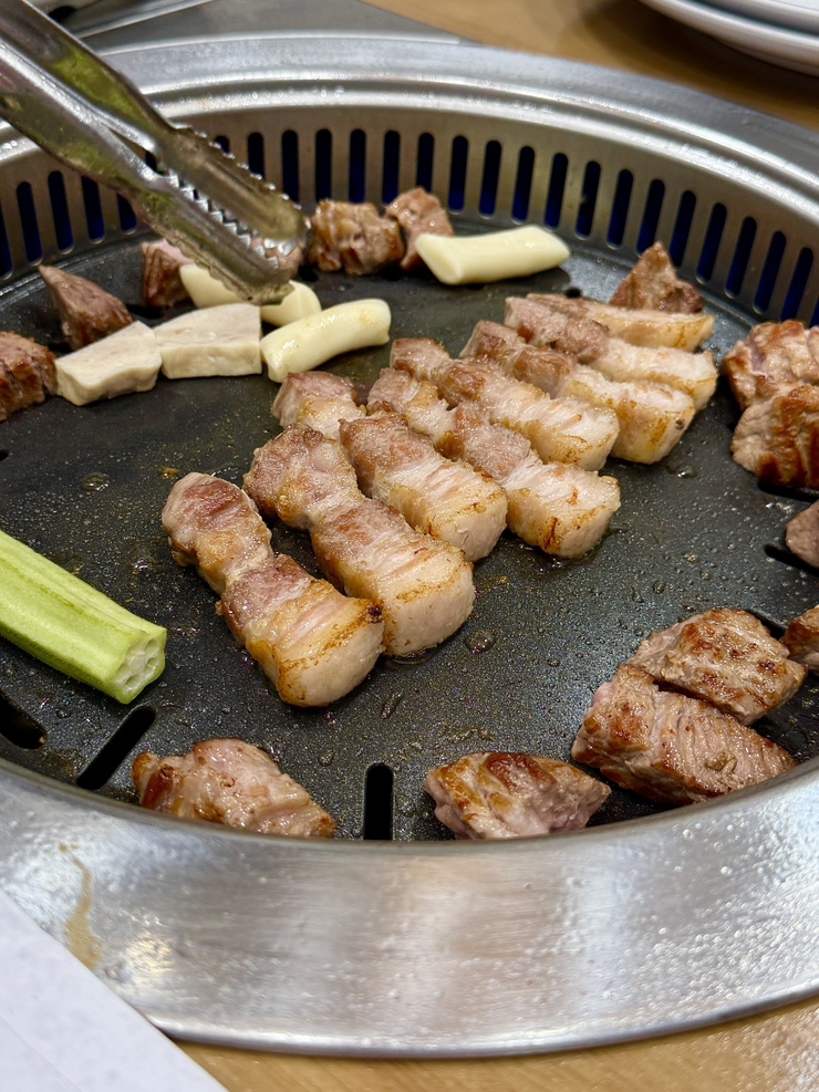  호치민 1군, 7군에 이어 빈증에도 드디어 오픈! 맛찬들 왕소금구이