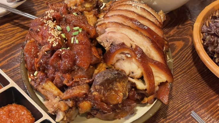  서울 강남 뽕나무쟁이 선릉본점 | 선릉역 족발 맛집 뽕족