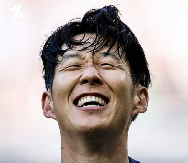  3골 모두 관여한 손흥민, 알크마르전 평점 9점...'커리어 무관 깬다' 의지 커→"최고 컨디션 복귀" 극찬