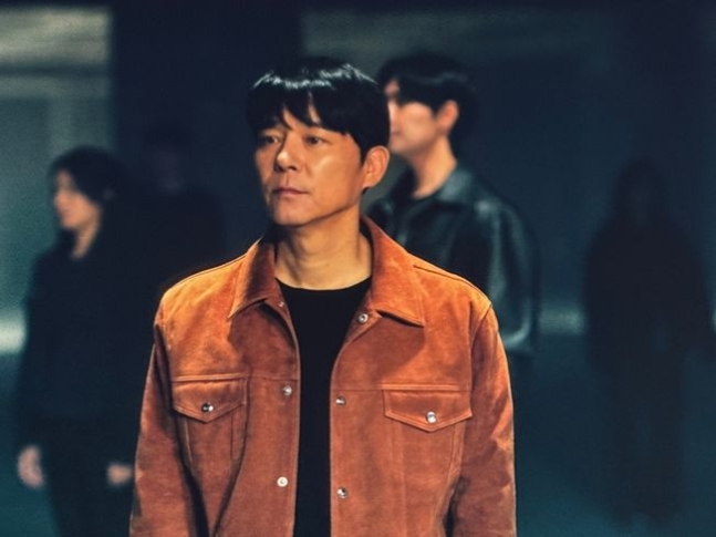 <b>임창정</b>, 공연 <b>개런티</b> 반환 논란 반박…“사실과 다릅니다”