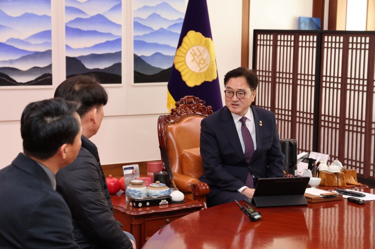 <b>우원식 의장</b>, 12.29 여객기 참사 유족대표단 <b>면담</b>