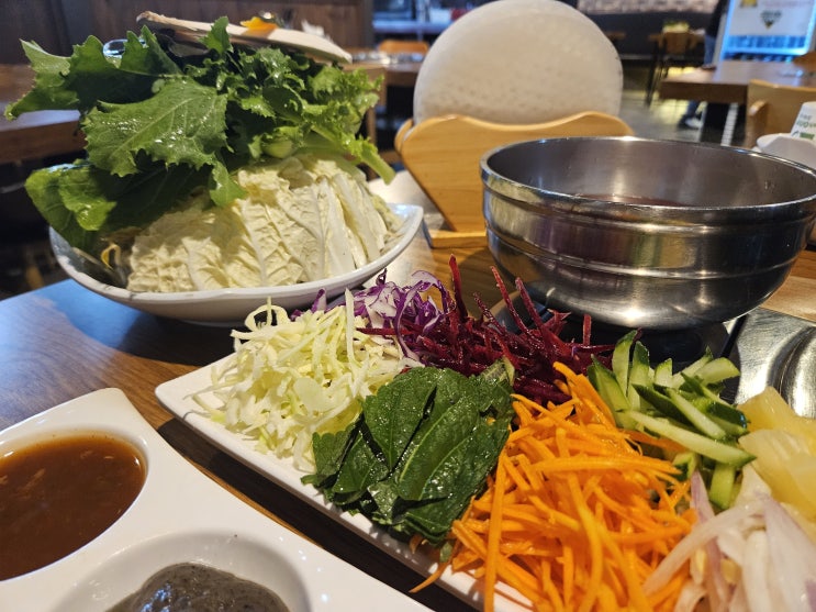  강남역 샤브샤브 맛집 퀸즈가든 강남역점 고기 맥주 무한리필