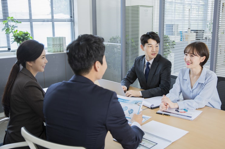  세일즈 성공률 높이는 고객과의 거리 조절법