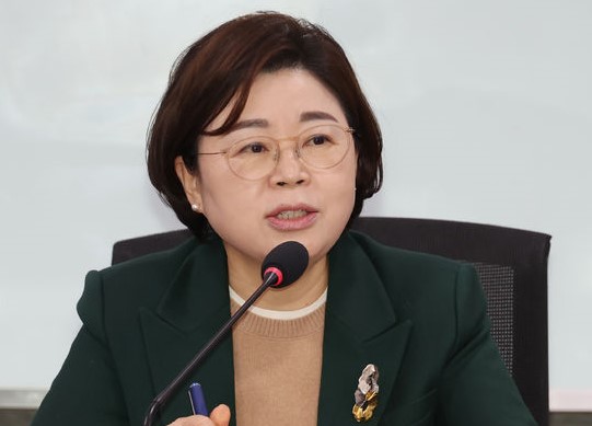 검찰, '윤 <b>공천개입 의혹</b>' 관련 <b>김정재 의원</b> 소환조사