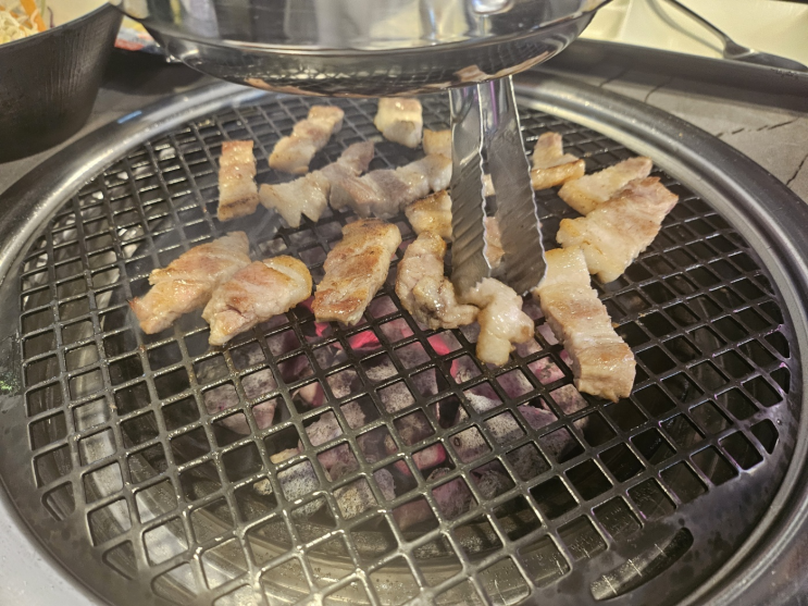  안양동 고깃집 소고기 돼지고기 모두 먹을수 있는 마실 정육식당