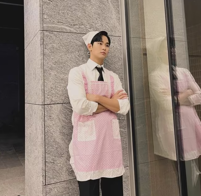 <b>김수현</b>, 故 <b>김새론</b> 관련 입장문 예언 소름... <b>가세연</b> 나체 노출... 