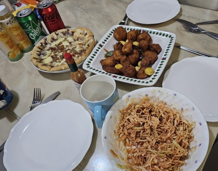  일요일 오후 맛난 점심 - 소바바치킨, 냉동피자