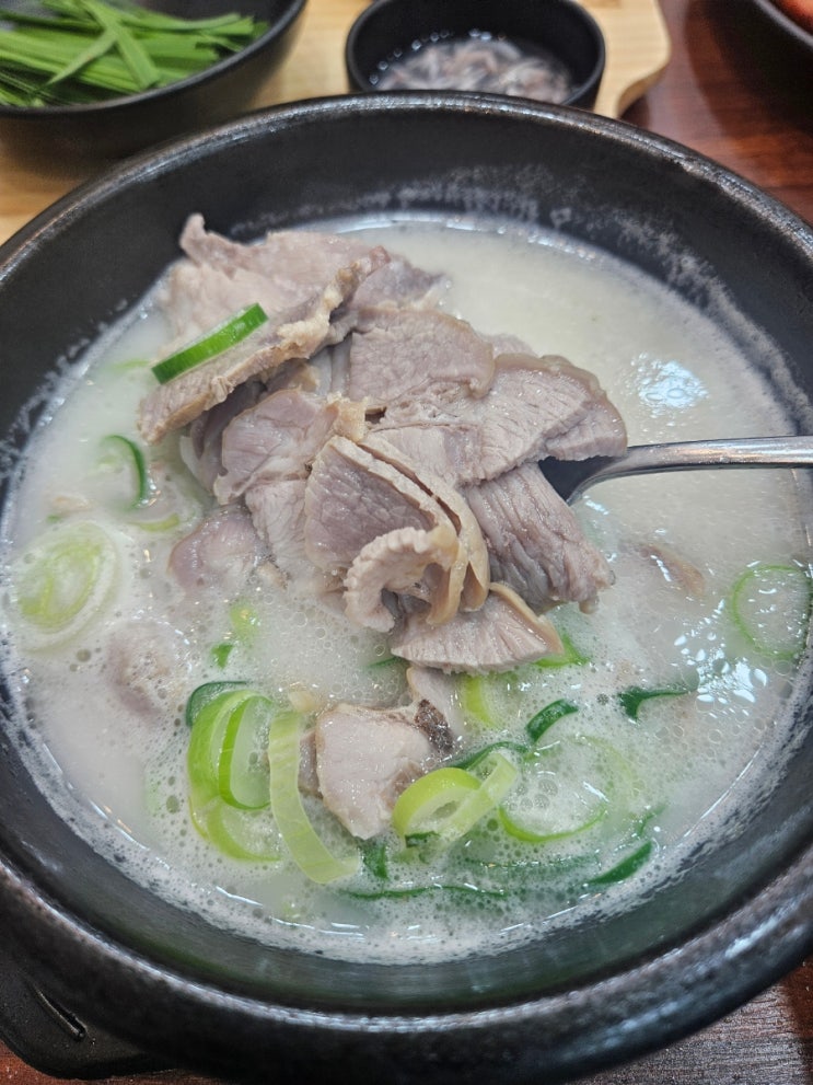  중앙역24시국밥맛집 깔끔한맛 기울어진 뚝배기 안산중앙점