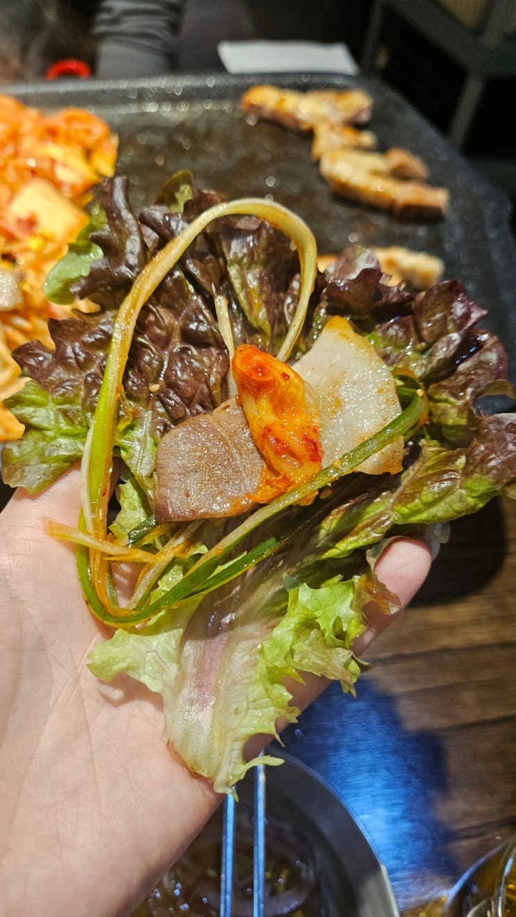 <b>상봉동</b> 가성비 <b>고기</b> 맛집 <b>꿀삼겹</b>에서 <b>삼겹살</b> 데이를