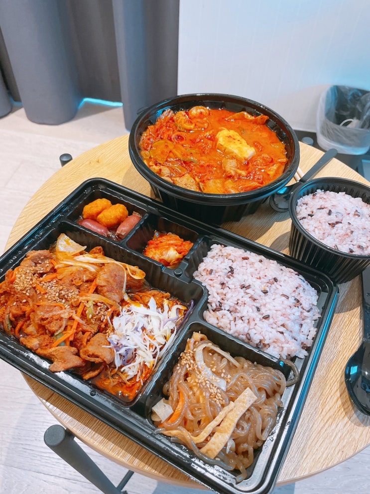  재송동도시락 집밥떠오르는 동백한상 단체주문가능 한식집