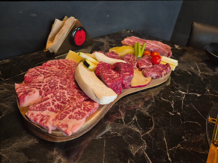  육랩 강남본점, 가족과 함께하는 분위기 좋은 강남역 맛집
