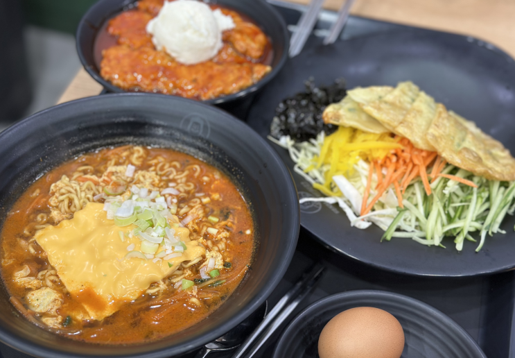  신논현 맛집 내돈내산 치즈라면 맛집이 확실함 | 덕자네방앗간