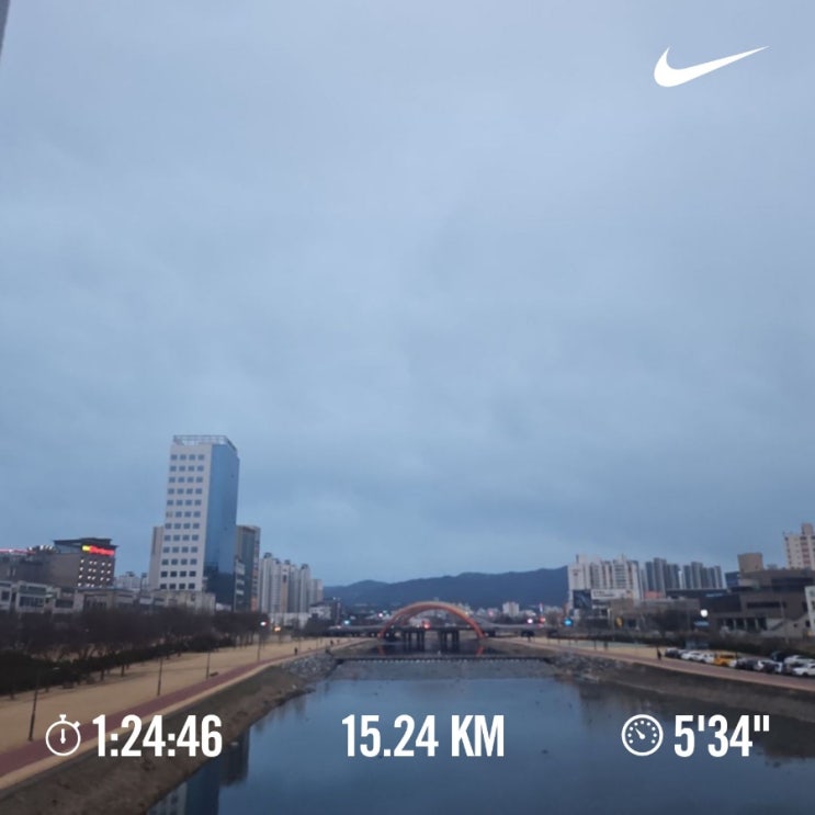 매일 10km 러닝 챌린지 1313일 차