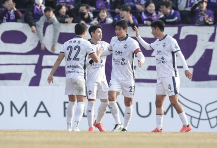 2025시즌 K리그 국내 프로축구 5라운드 김천상무 광주FC 2025시즌 K리그 국내 프로축구 5라운드 김천상무 광주FC