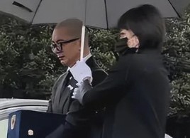 <b>구준엽 서희원 장례</b> 엄수... 여동생 자녀 10명 서희원 장례식