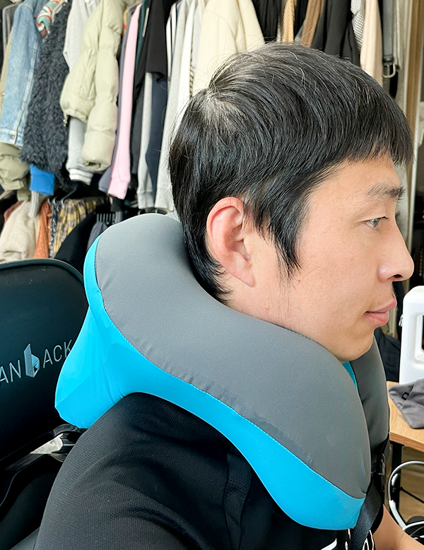  좌식목당김베개 써보니? 사용 후기 공개