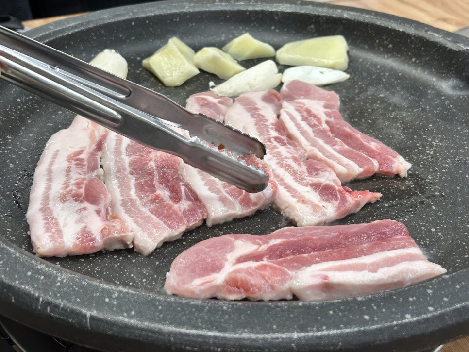 Bokdonmukeunjisamgyeopsal photo 5