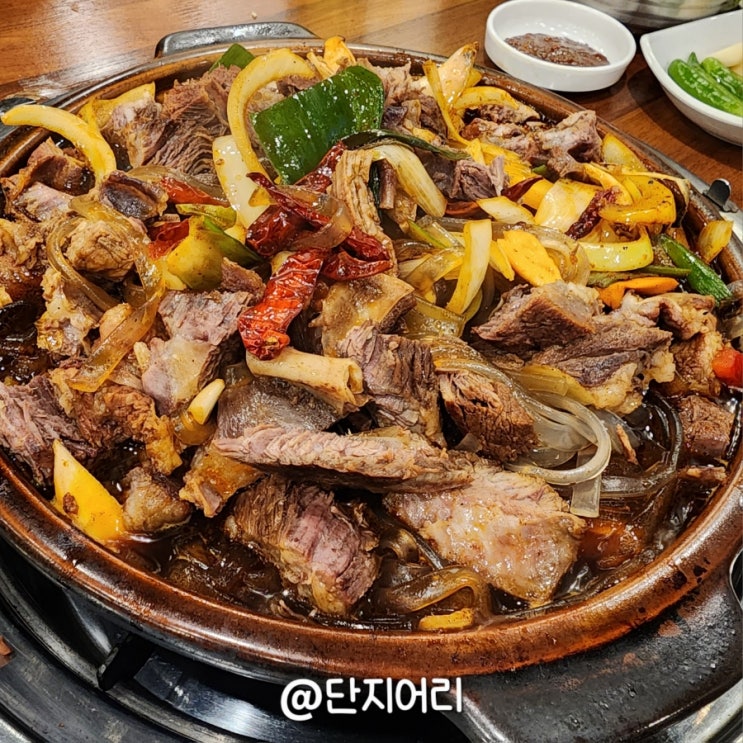 용산동 맛집 매운 갈비찜 큰집 솥밥 갈비탕 도가니탕 돌솥밥