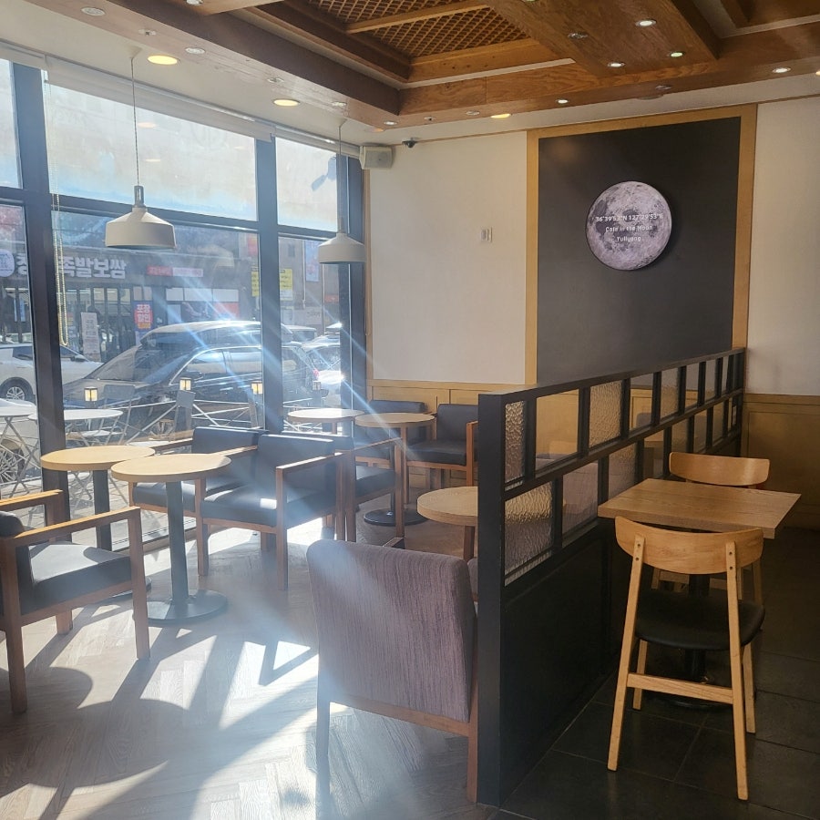 카페 인 더 문 율량점 사진 5