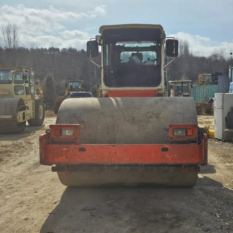 HAMM 2420D 1997년식 2600만원 판매합니다. HAMM 2420D 1997년식 2600만원 판매합니다.