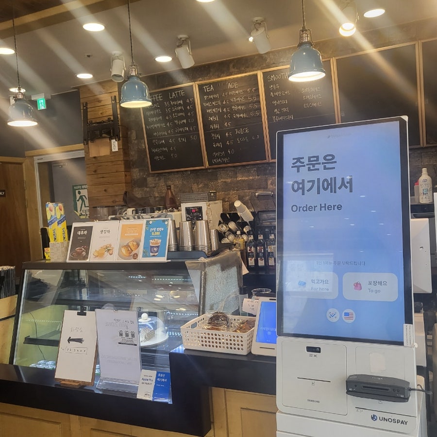 카페 인 더 문 율량점 사진 4