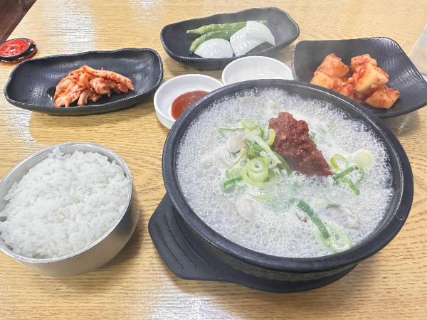  천안 백석동 국밥 맛집 금모래 해장에 최고네요