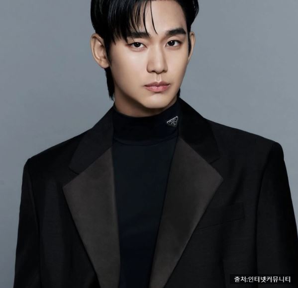 <b>김수현</b>, '<b>굿데이</b>' <b>통편집</b> 진짜 불가능했나?'테오 보이콧' 시청자... 